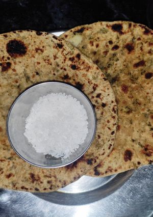 मेथी के परांठे (methi ke parathe recipe in Hindi) रेसिपी मुख्य फोटो