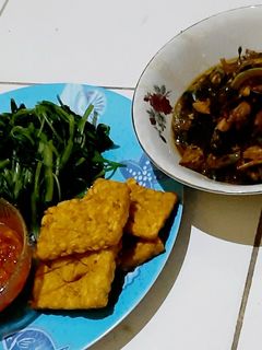 Foto resep Menu simple rujak kangkung,, tempe dan tongkol kecap
