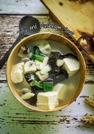 Foto resep Tofu and Mushroom Soup