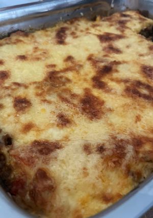 Görög muszaka - Padlizsános húsragu besamelmártással recept fotója