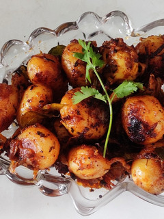 தந்தூரி பேபி உருளைக்கிழங்கு ஃப்ரை (Tandoori aloo fry recipe in tamil) செய்முறை முக்கிய புகைப்படம்