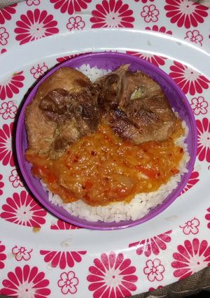 A picture of Tomato gravy.