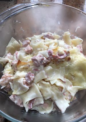 Sajtos sonkás kocka recept fotója