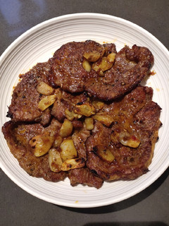 A picture of Pork Chop in Garlic.