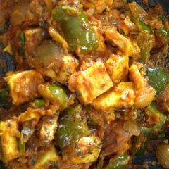 A picture of Kadhai paneer.