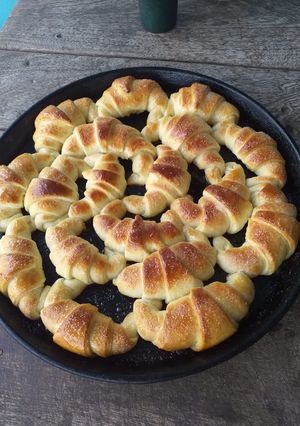 Una foto de Minis Facturas de Manteca