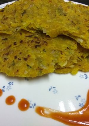 सूजी प्याज पराठा (Suji Pyaz Paratha recipe in Hindi) रेसिपी मुख्य फोटो