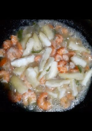 Foto resep 25. Oseng Udang Singkong