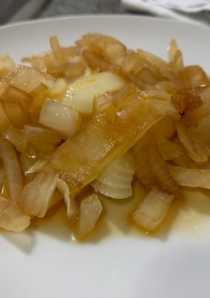 Una foto de Cebolla caramelizada en 3 minutos en microondas con lékué