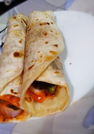 काठी रोल (kathi roll recipe in hindi) रेसिपी मुख्य फोटो