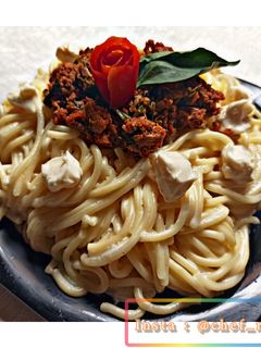 صورة لوصفة سباغيتي بالتونة وصوص بشاميل 🍝