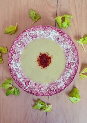 Una foto de Sopa saludable de apio 🥣 Una sopa crema sin crema ♥