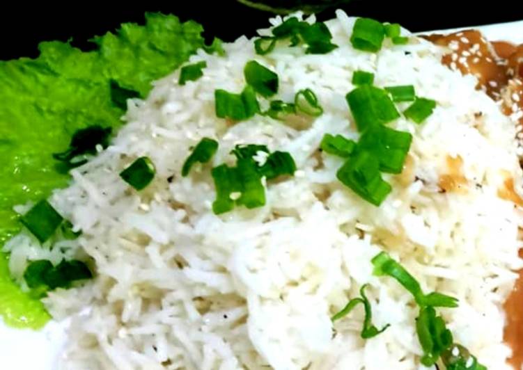 Steps to Prepare Perfect Garlic rice with sesame chicken