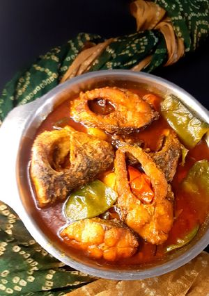 শিম আলু টমেটো দিয়ে নলা মাছের তরকারি রেসিপির প্রধান ছবি