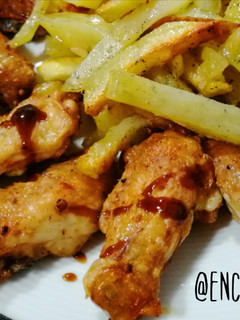 Una foto de Alitas de pollo al horno con especias Lousiana Cajún