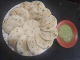 રવા ઈડલી (Rava Idli Recipe In Gujarati)