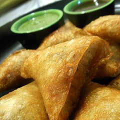 A picture of Veg Patti Samosa.