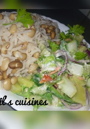 Shinkafa da wake da salad ainihin hoton girkin