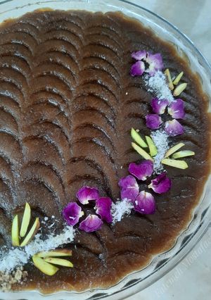 عکسی از دستور حلوا با طعم هل و دارچین