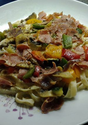 A picture of Tagliatelle Corgette Carbonara.