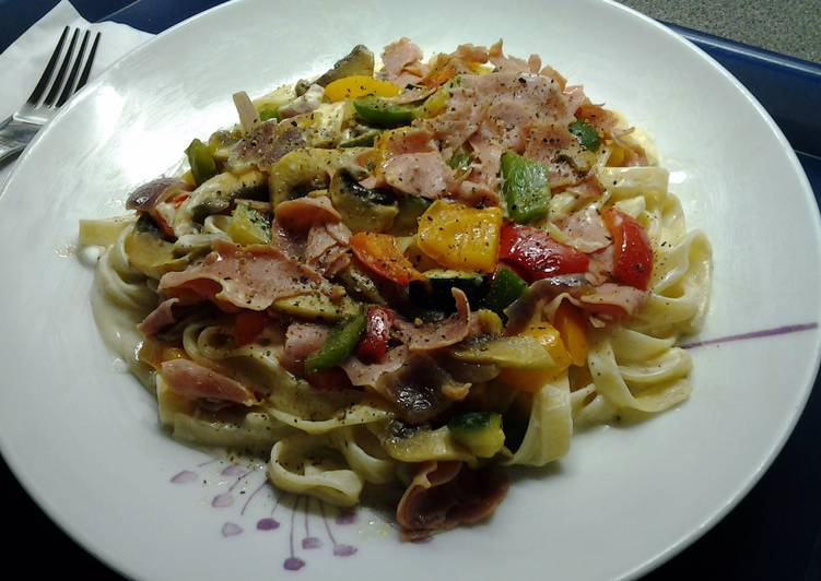 Recipe of Super Quick Homemade Tagliatelle Corgette Carbonara