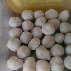 A picture of Bakso ayam blender tanpa telur.