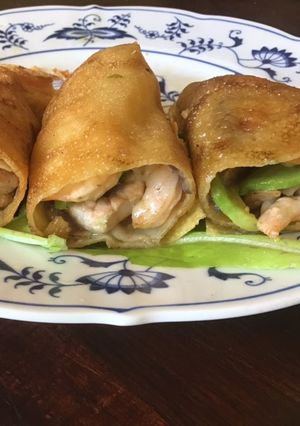 A picture of California Farm Shrimp Avocado Egg Rolls.
