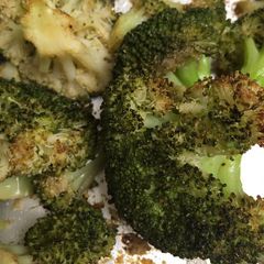 A picture of Baked Broccoli 🥦.