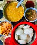 Idli and Bottle-gourd Sambhar