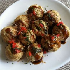 A picture of Takoyaki.