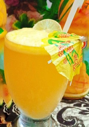 A picture of Mango Pineapple Punch.