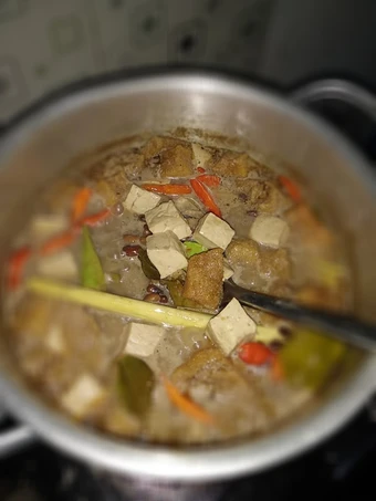 Langkah Gampang Membuat Resep Brongkos daging sapi jogja yang Bikin Ngiler