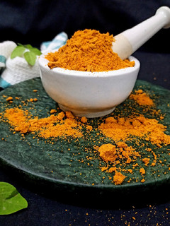 इडली पोडी (idli podi recipe in Hindi) रेसिपी मुख्य फोटो