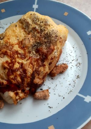Foto principal de Desayuno con energía omelet carne y verduras