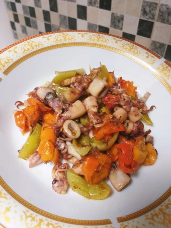 Cara Sederhana Membikin Resep  Tumis Cumi Asin Tempe Pedas yang Lezat, Menggugah Selera