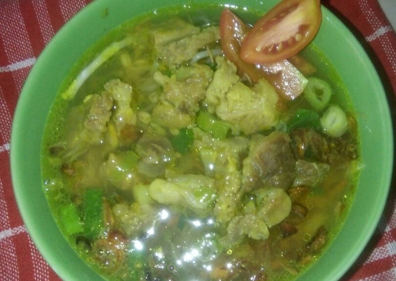 Soto daging sapi kuah bening