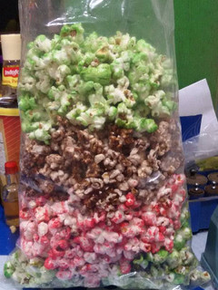 Foto resep Popcorn manis warna warni