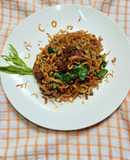 Mie goreng ayam ngohyong