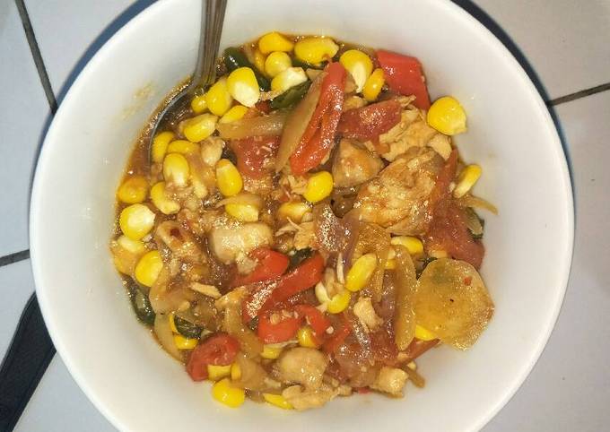 Tumis Ayam pedas dengan jagung (spicy chicken with corn)