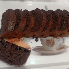 A picture of Without oven Double chocolate chip tea cake 🎂.