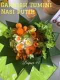 Tumpeng mini Nasi putih dengan Garnish