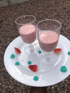 A picture of Strawberry smoothie 🍓.