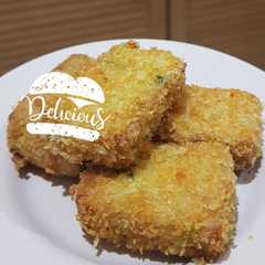 A picture of Nugget Ayam Keju Wortel.