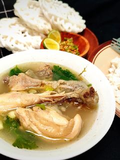 Foto resep Sop Ayam ala Pak Min Klaten / Sop Ayam Kampung kuah bening