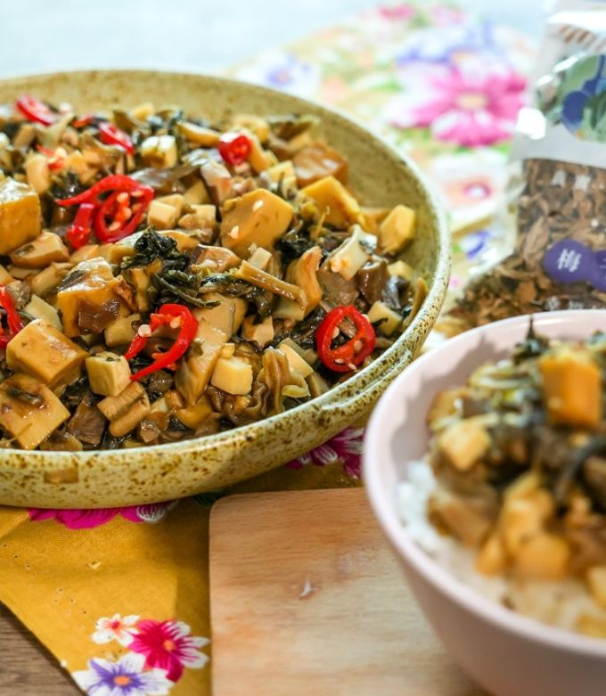 【梅干菜乾素肉燥】素食福音！超下飯梅干菜素肉燥～一碗接一碗停不下來 的食譜成品照片