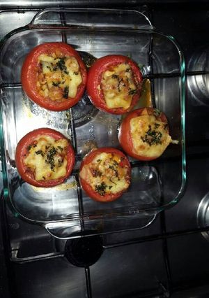 Una foto de Tomates rellenos