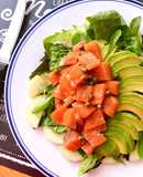 Salad Cá Hồi Xông Khói, Bơ & Rau Quả Sốt Chanh