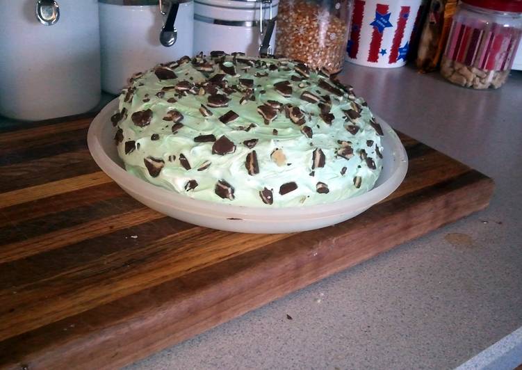 Steps to Make Favorite Andes Mint Chocolate Cake