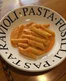 Penne en salsa de pimientos ©