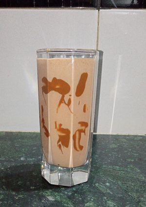 A picture of Nutella banana milkshake.